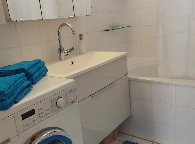Apartment Modernes Studio-apartment Nahe Zentrum Mit Garagenplatz *